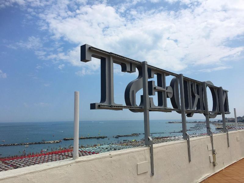 Hotel Nord Est Cattolica Esterno foto